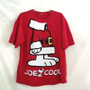 Peanuts Snoopy Christmas Tee